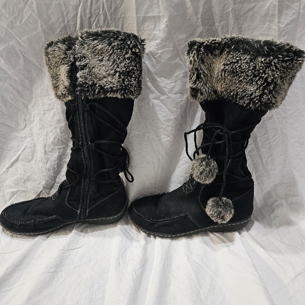 American Eagle Outfitters Black and Gray Winter Boots - Picture 3 of 6